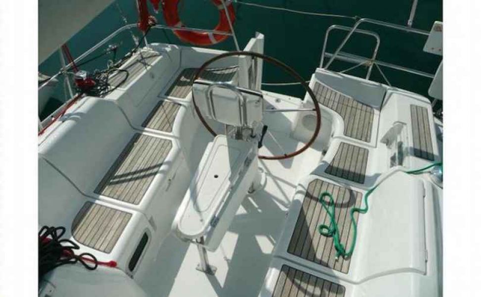 Oceanis 373