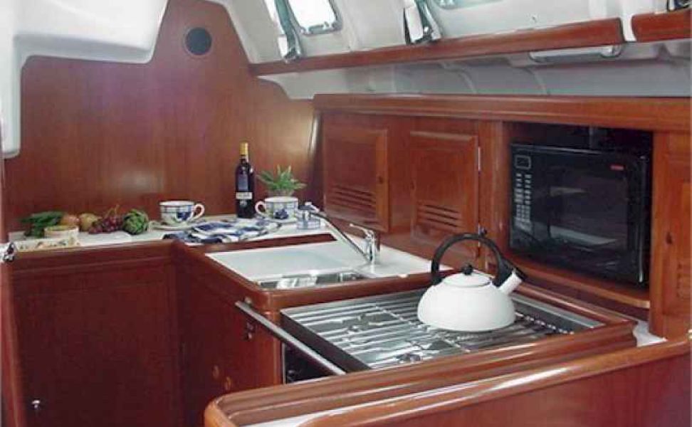 Oceanis 423