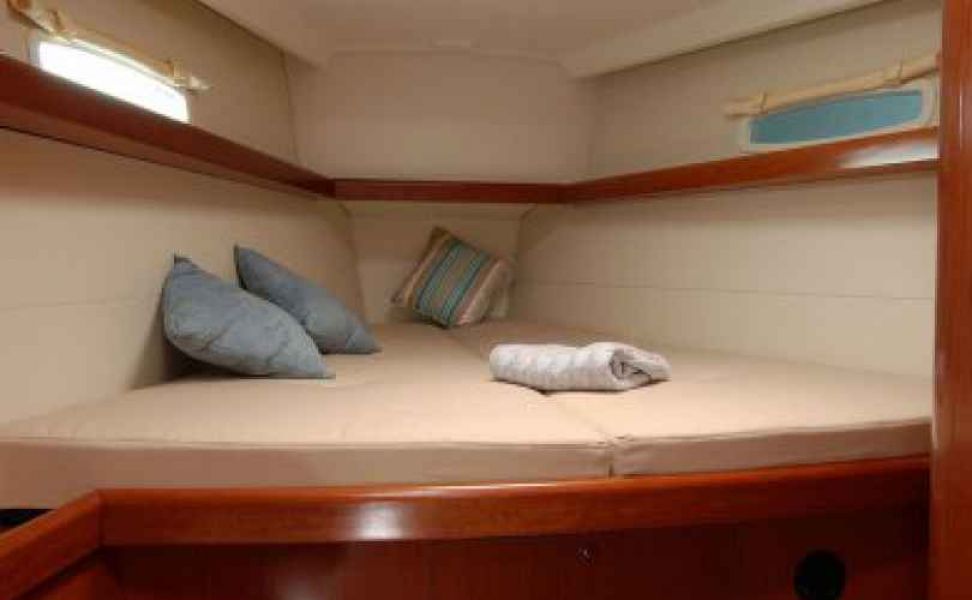 Oceanis 43