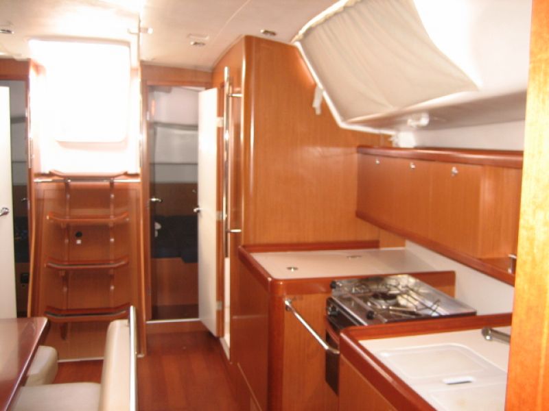 Oceanis 43