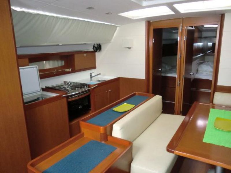 Oceanis 50 Family