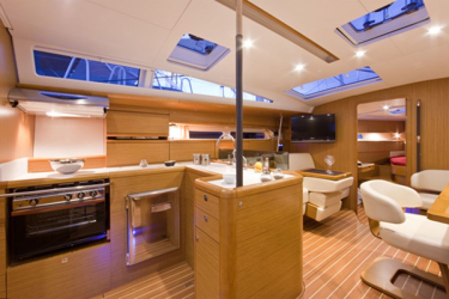 Jeanneau 53