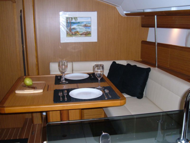 Jeanneau 45DS