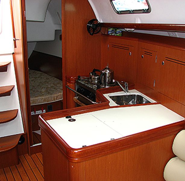 Beneteau Oceanis 35