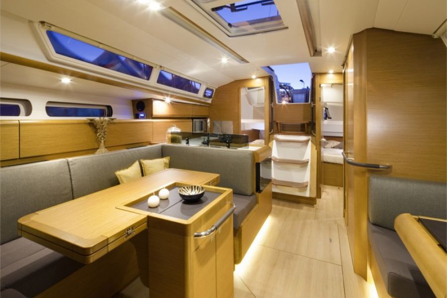 Sun Odyssey 409