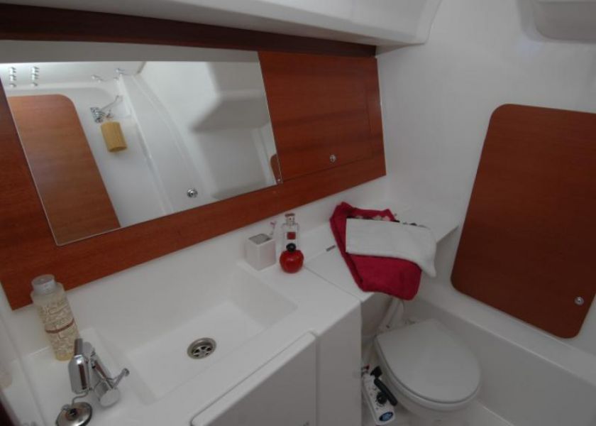 Dufour 335 Grand Large