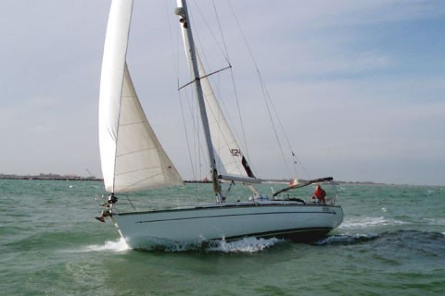 BAVARIA 49