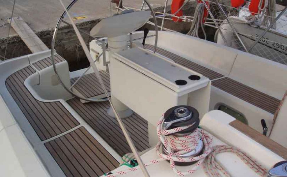 Sun Odyssey 42.2