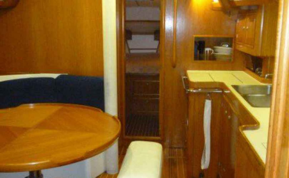 Sun Odyssey 42