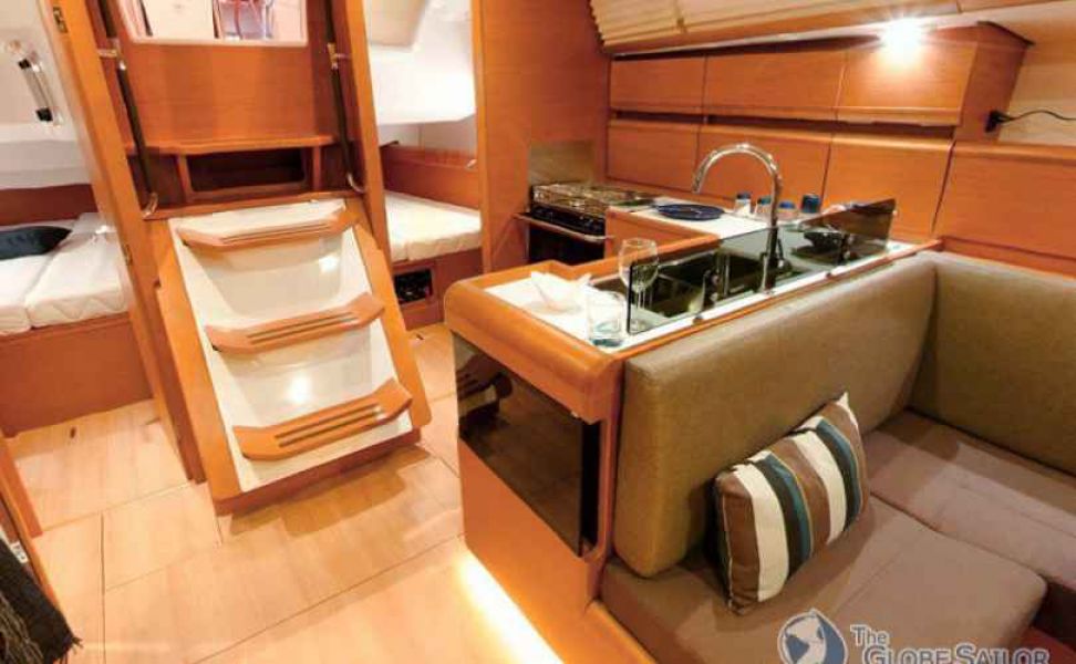 Sun Odyssey 439