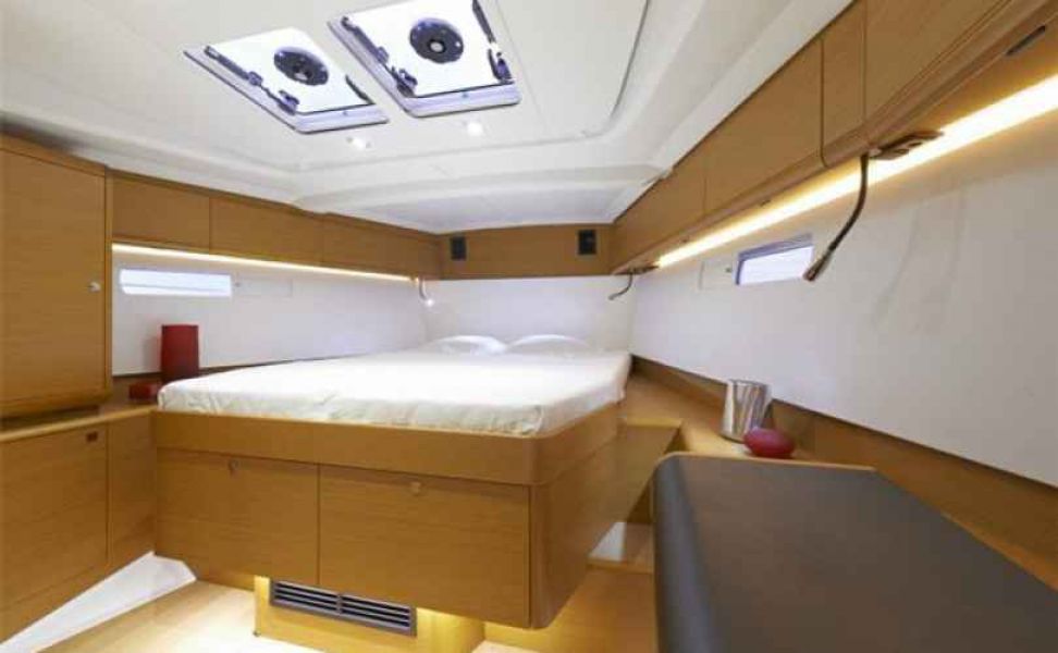 Sun Odyssey 479