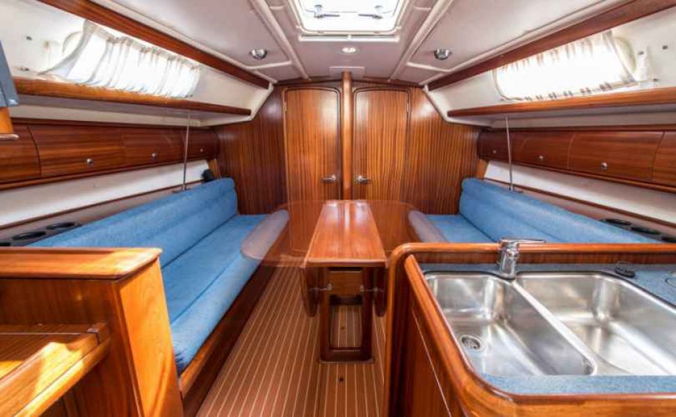 Bavaria 36