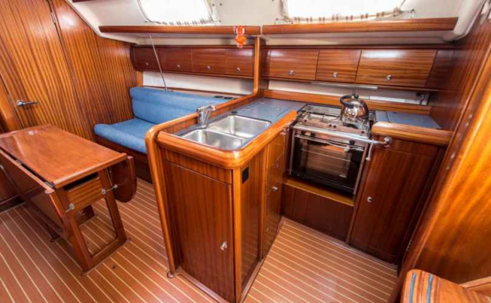 Bavaria 36