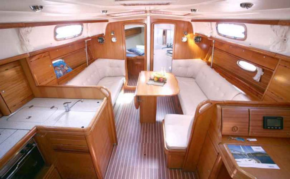 Bavaria 37 Cruiser