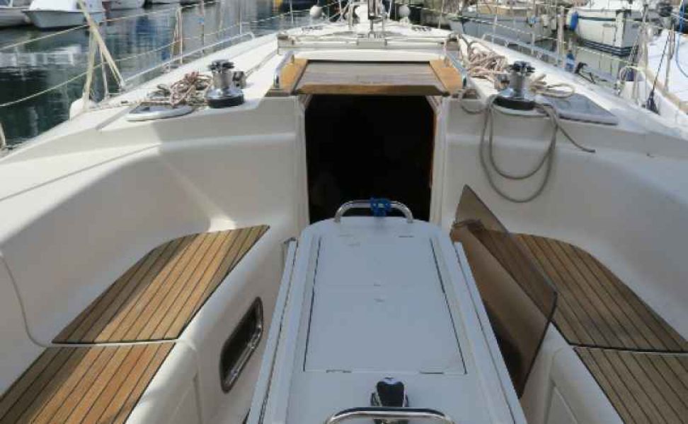 Bavaria 44
