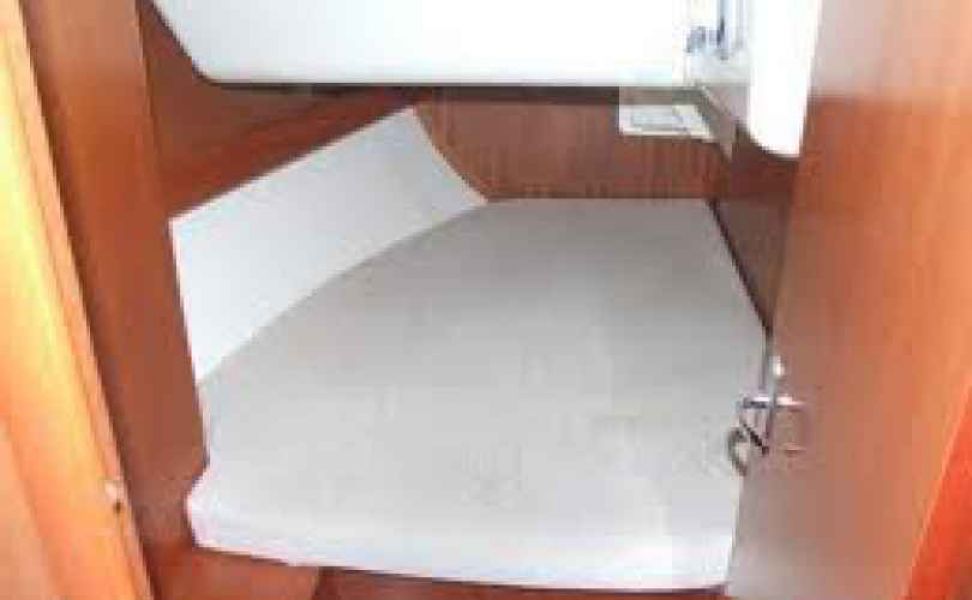 Dufour 40E