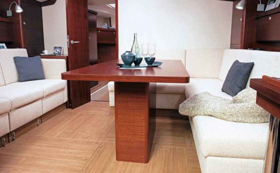 Hanse 470