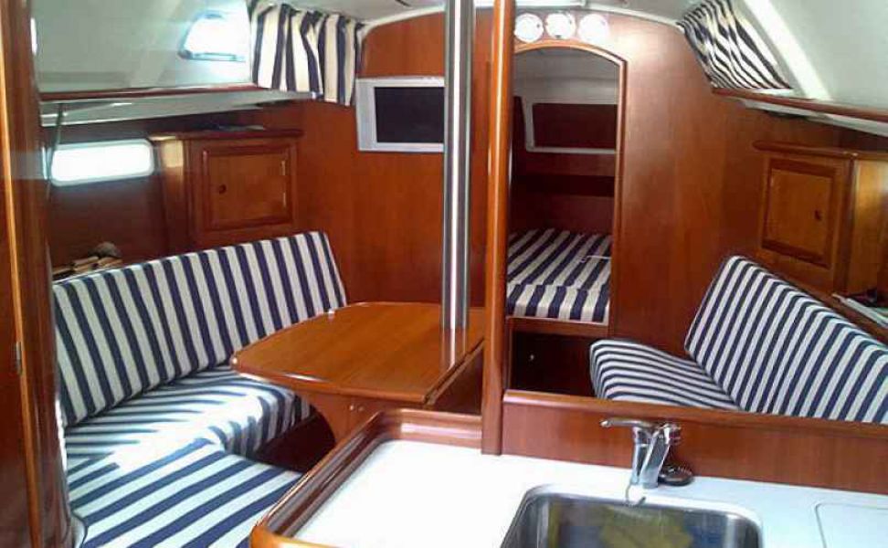 Oceanis 331