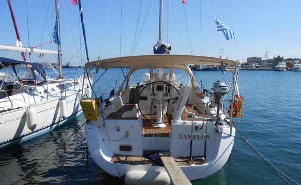 Oceanis 37