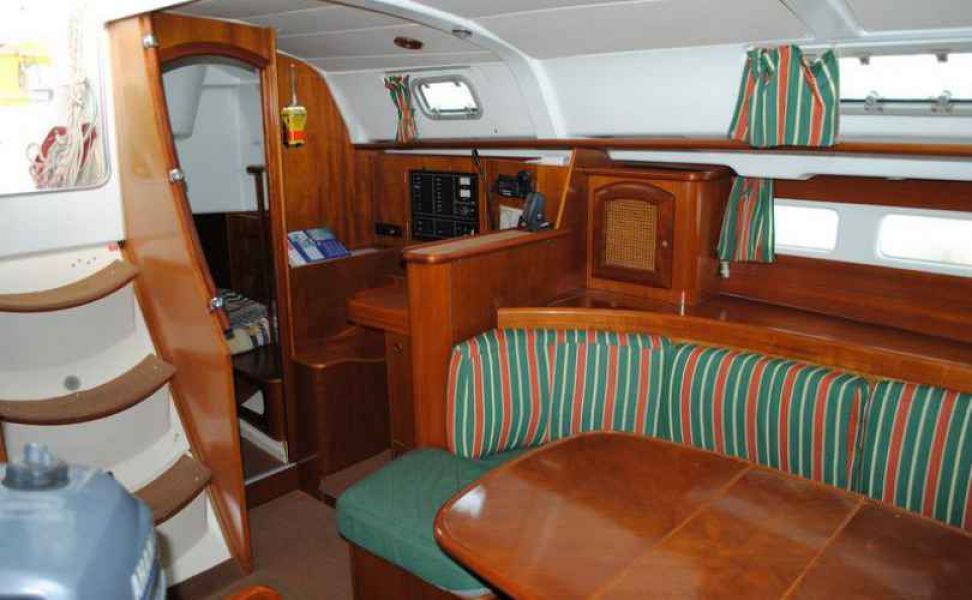 Oceanis 411