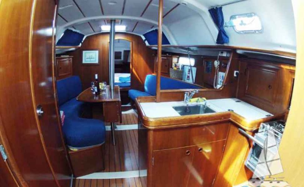 Oceanis Clipper 331