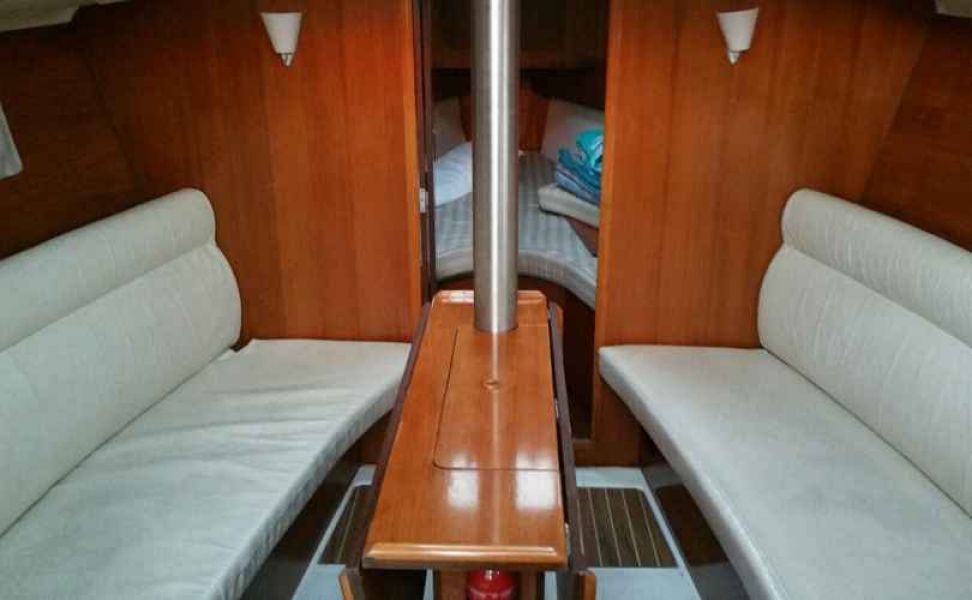 Sun Odyssey 32