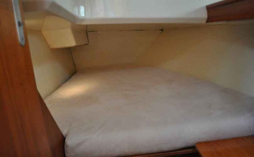 Sun Odyssey 33