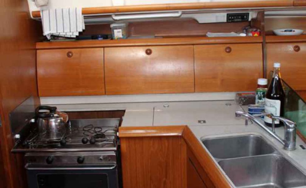 Sun Odyssey 403