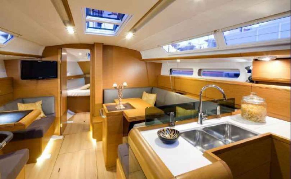 Sun Odyssey 419