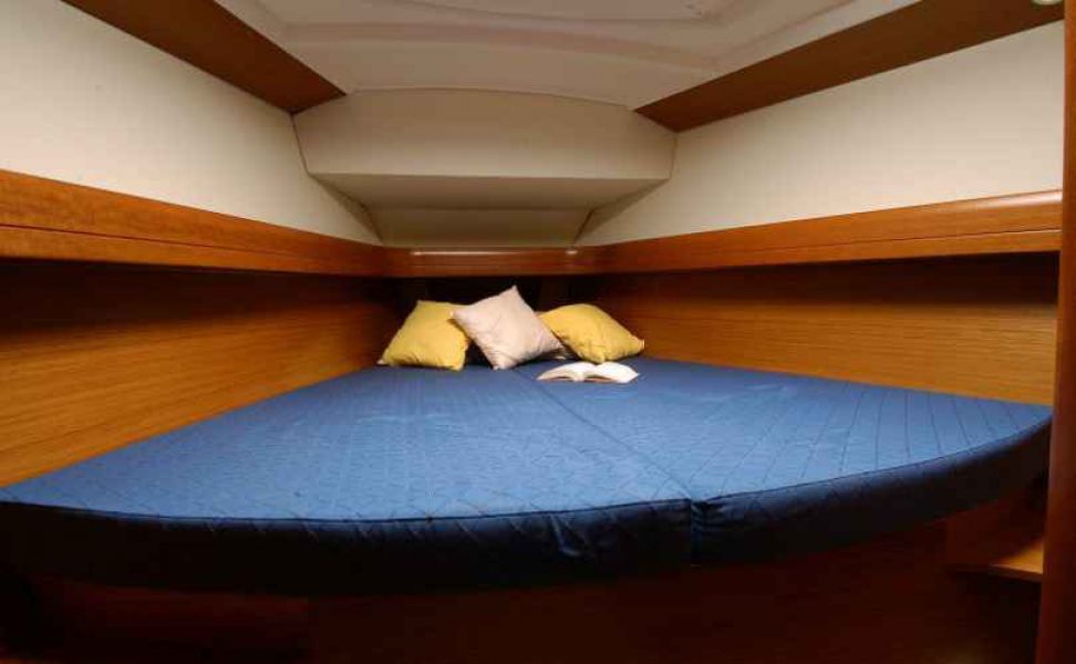 Sun Odyssey 42i