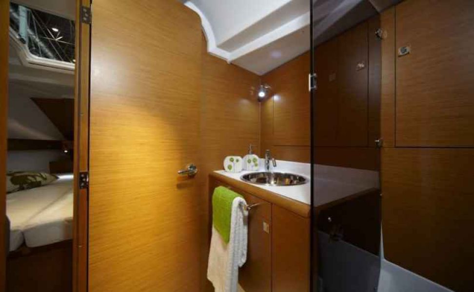 Sun Odyssey 449