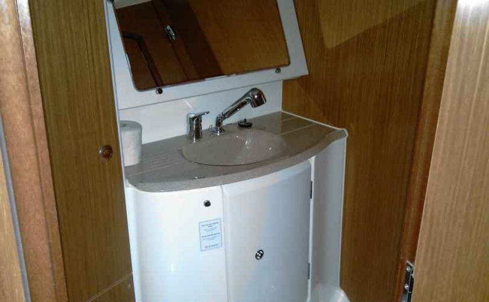 Sun Odyssey 45