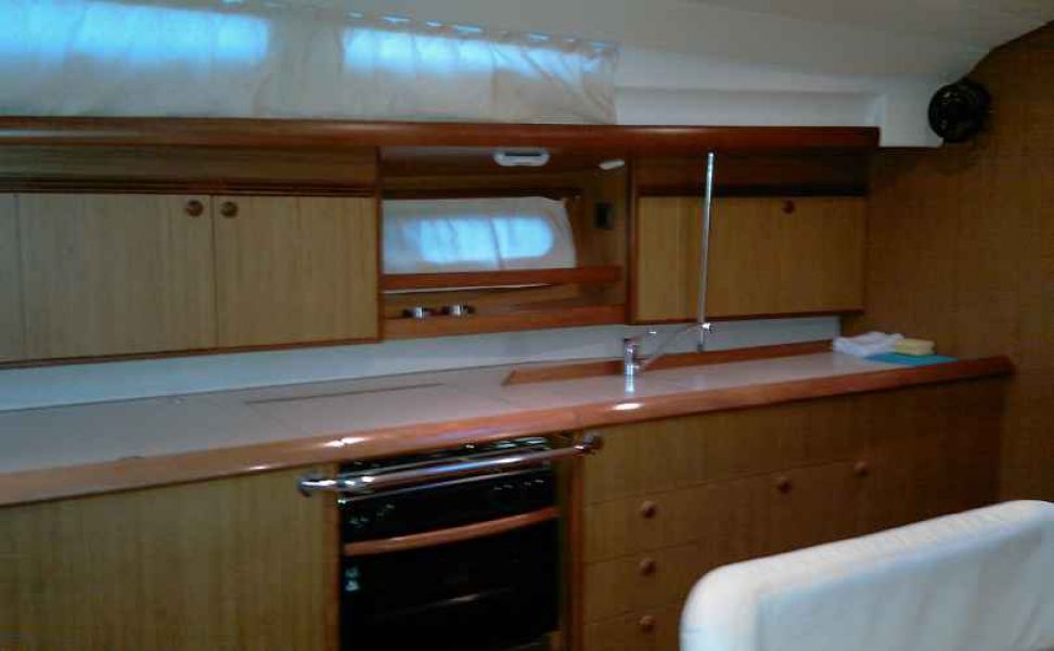 Sun Odyssey 45