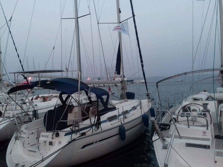Bavaria Cruiser 32