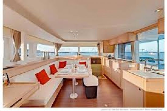 Lagoon 450
