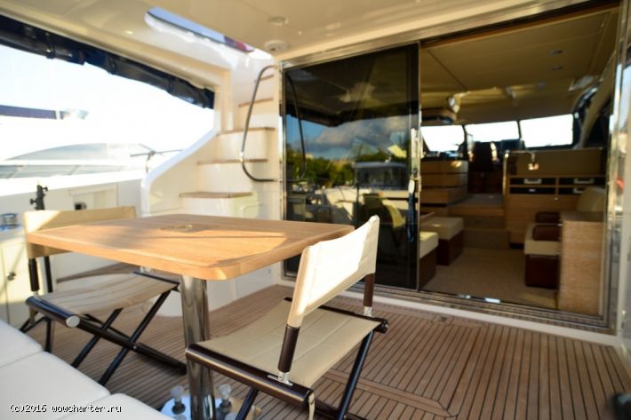 Azimut 58
