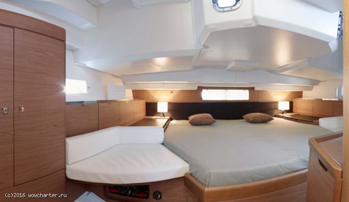 Sun Odyssey 44i