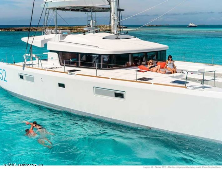 Lagoon 52