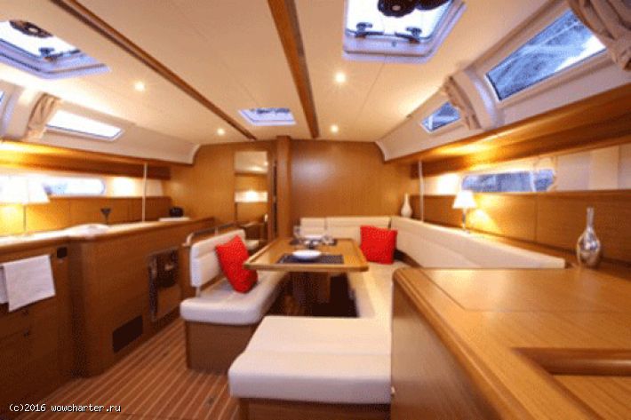 Sun Odyssey 44i