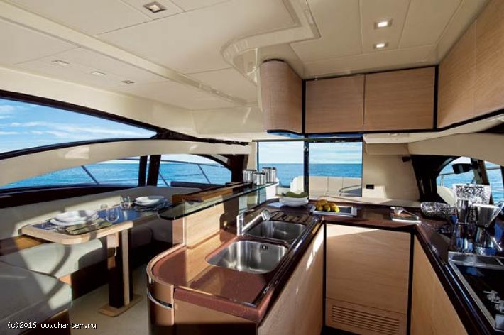 Azimut 58