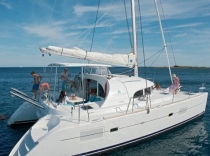 LAGOON 380 (4 CAB+2)