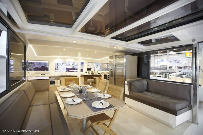 Bali 43 Flybridge