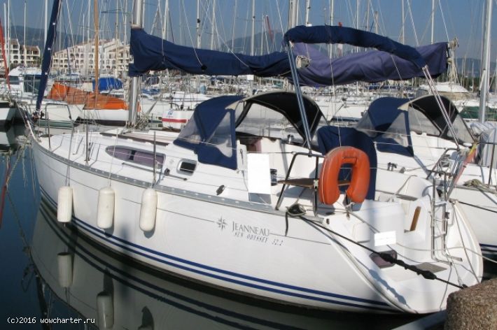 Sun Odyssey 32.2