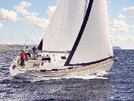 Bavaria 37
