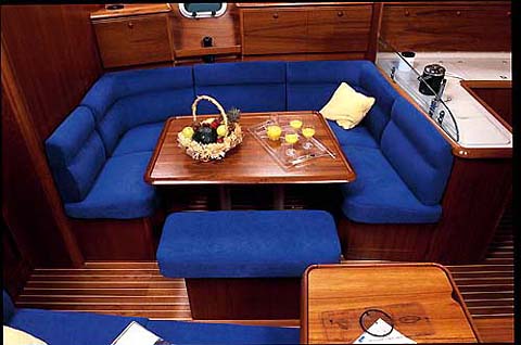 Sun Odyssey 43