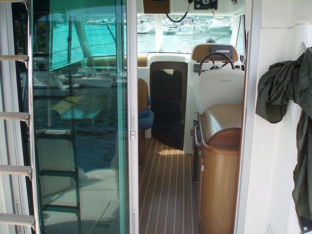  Fisher 805