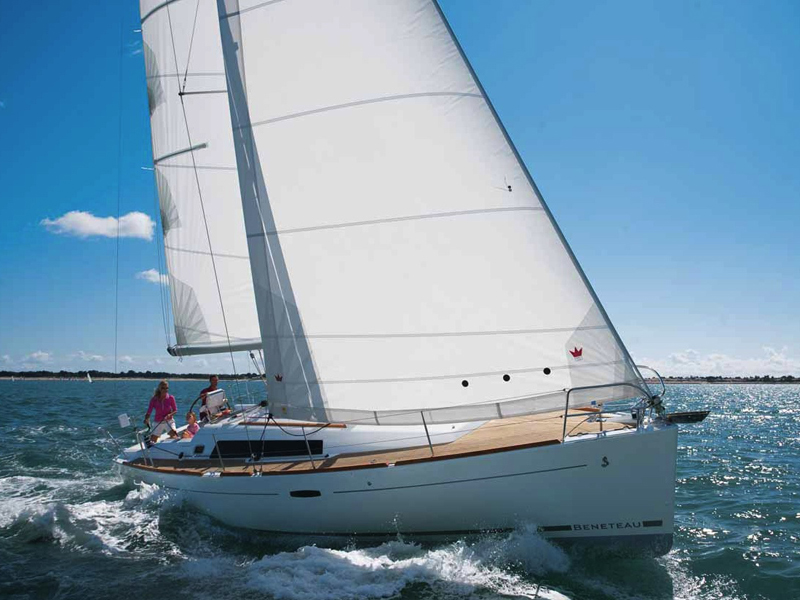 Oceanis 37