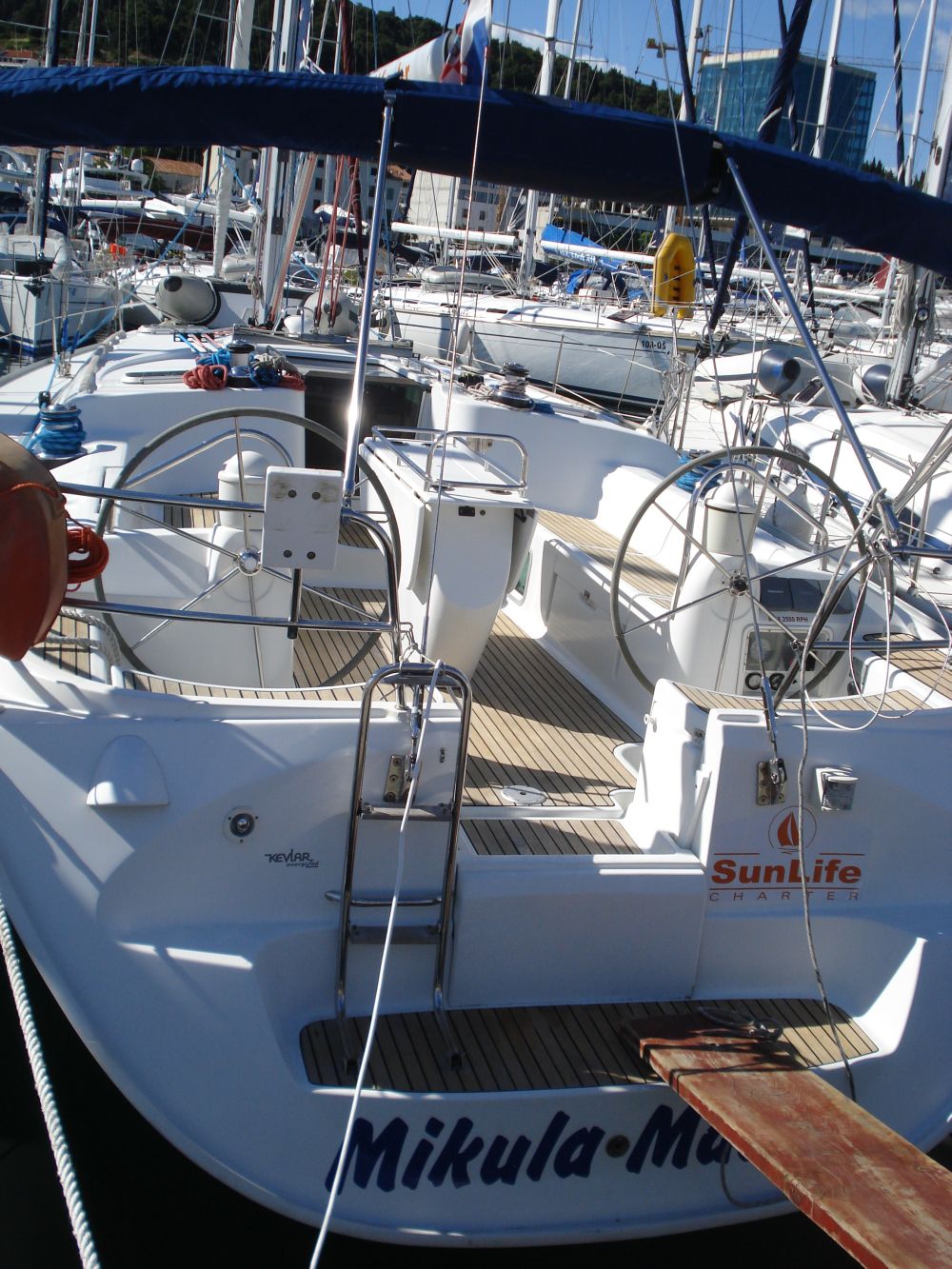 Sun Odyssey 43