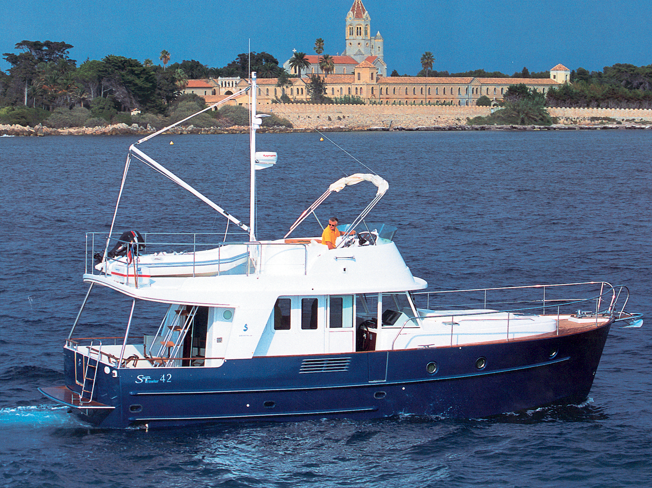 Benetau S. Trawler 42