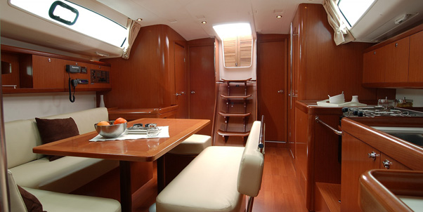 Oceanis 43